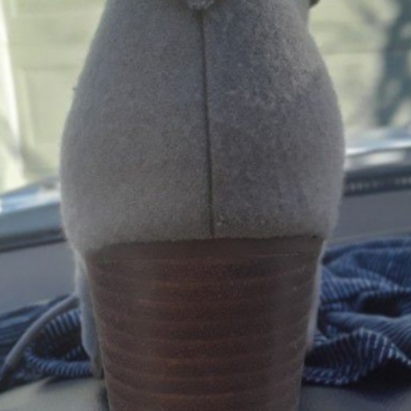 Boots - Picture 2 of 3